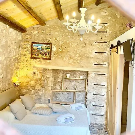 Casa Rurale Antica Apartment *